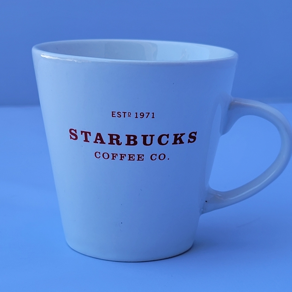 2008 Starbucks Coffee Co. Est 1971 8 oz Coffee Tea Mug White Red Writing Collect